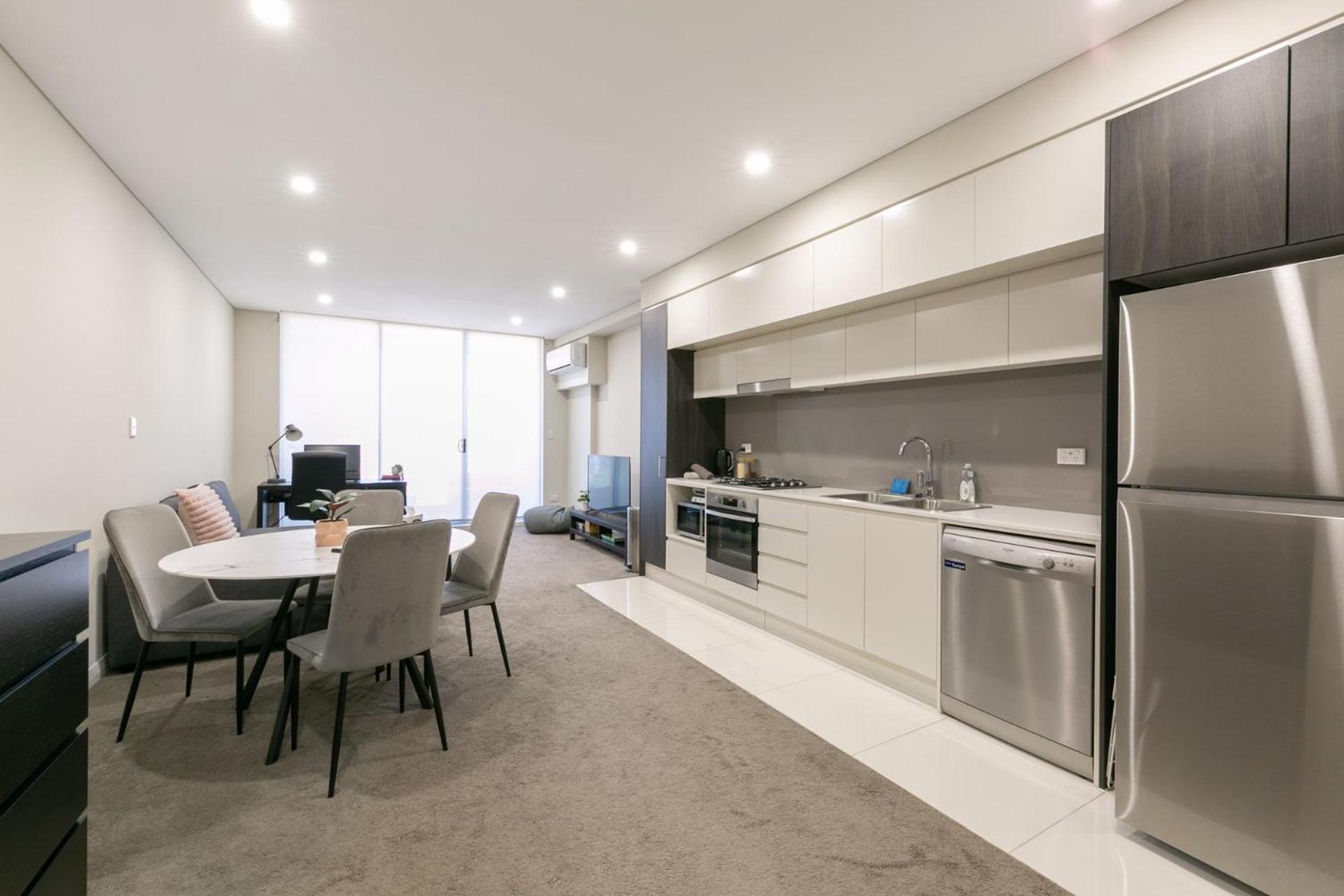 Comfortable Apartment, Near Parramatta Cbd! Merrylands Exteriér fotografie